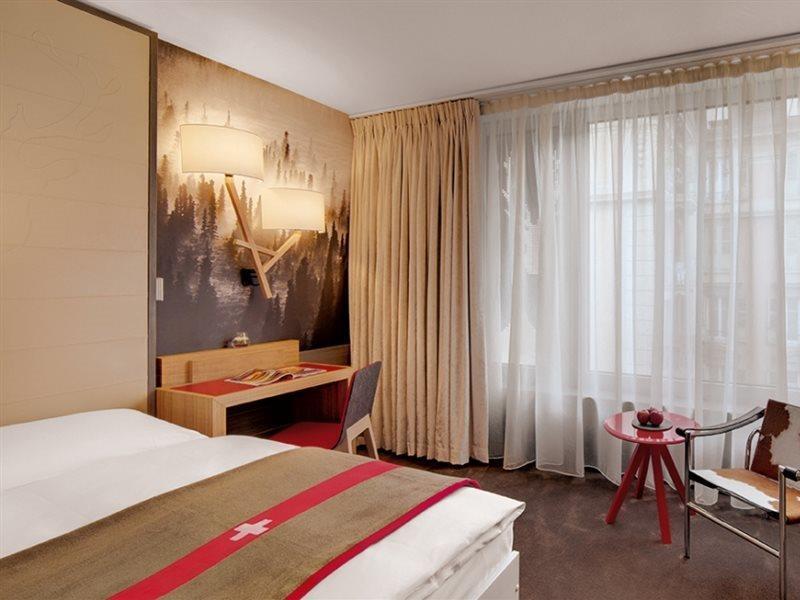 Agora Swiss Night By Fassbind Lausanne